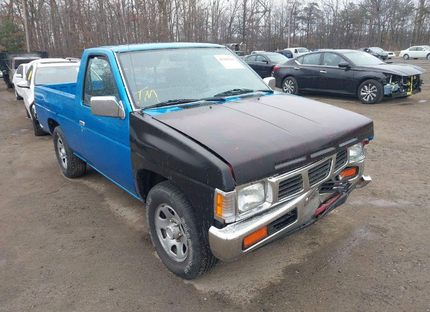 1995 Nissan Truck E/XE (VIN 1N6SD11S7SC390600) main photo