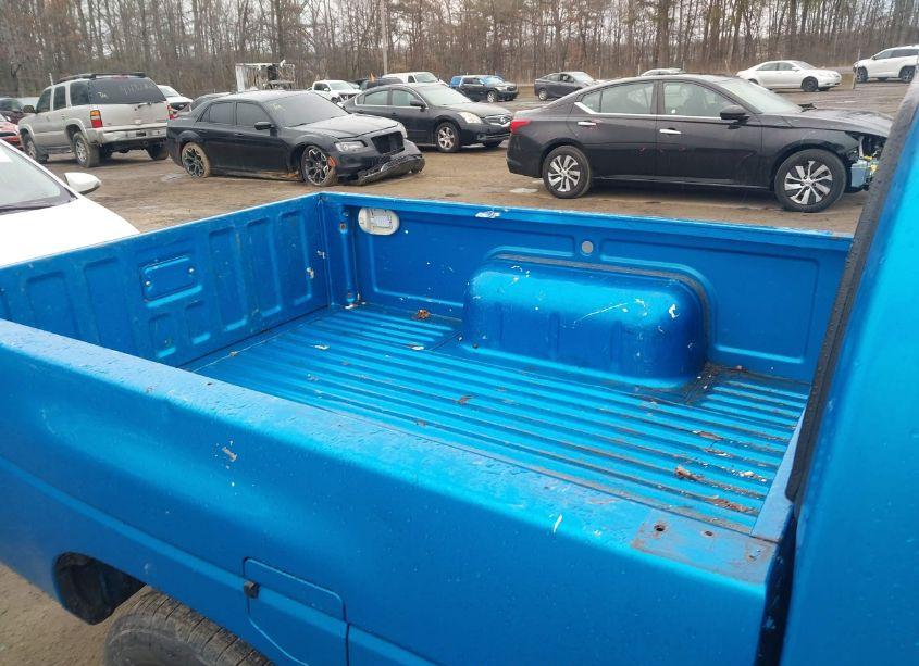Photo 8 of 1995 Nissan Truck E/XE (VIN 1N6SD11S7SC390600)