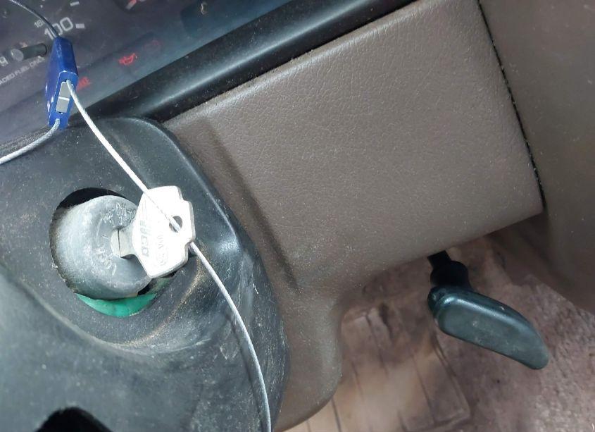 Photo 11 of 1996 Nissan Truck XE (VIN 1N6SD11S9TC319643)