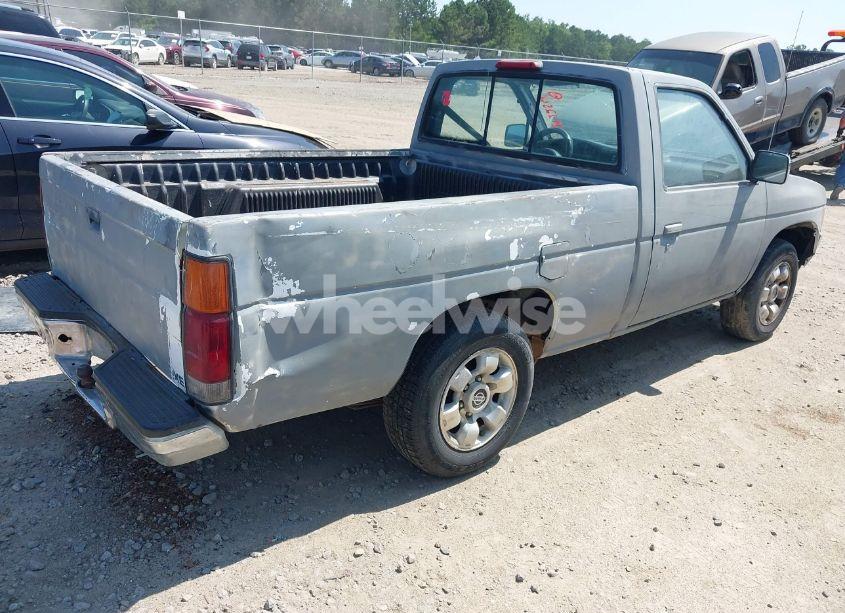 Photo 4 of 1996 Nissan Truck XE (VIN 1N6SD11SXTC351243)