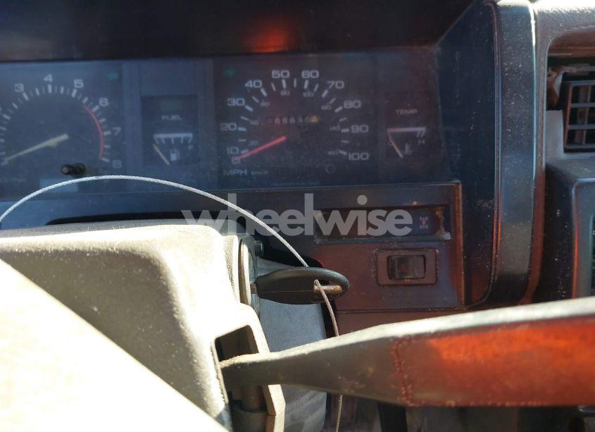 Photo 11 of 1991 Nissan Truck SHORT WHEELBASE (VIN 1N6SD11Y7MC426731)