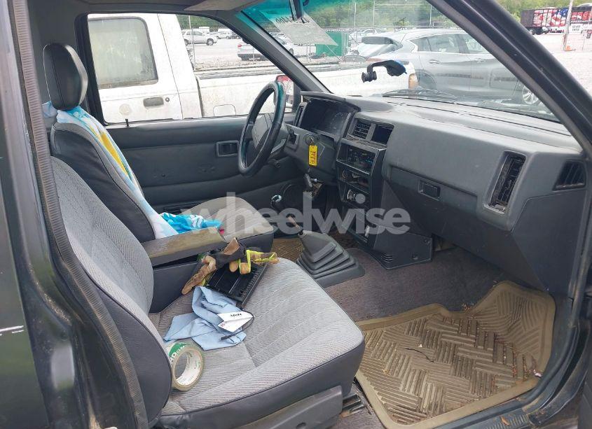 Photo 5 of 1993 Nissan Truck KING CAB (VIN 1N6SD16S2PC399186)