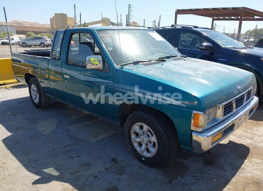 1996 Nissan Truck KING CAB SE/KING CAB XE (VIN 1N6SD16S2TC322599) main photo