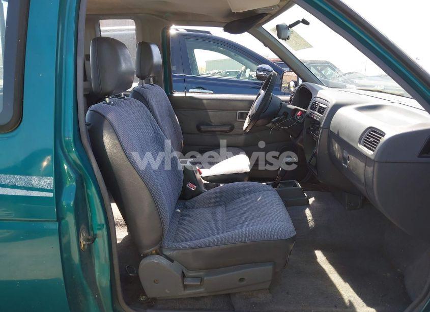 Photo 5 of 1996 Nissan Truck KING CAB SE/KING CAB XE (VIN 1N6SD16S2TC322599)