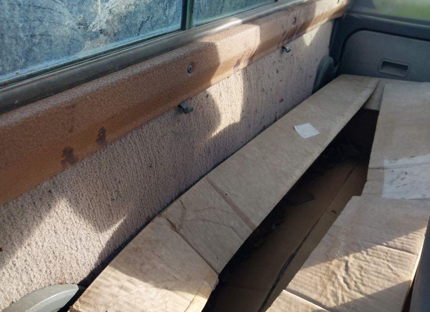 Photo 8 of 1996 Nissan Truck KING CAB SE/KING CAB XE (VIN 1N6SD16S3TC377000)