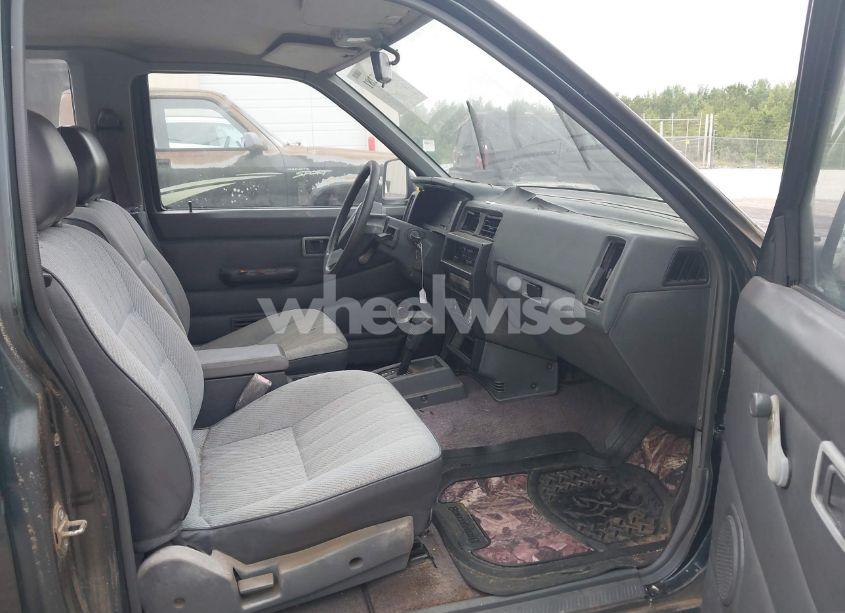 Photo 5 of 1993 Nissan Truck KING CAB (VIN 1N6SD16S5PC405482)