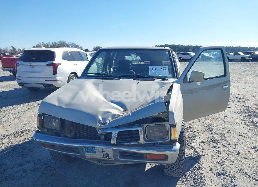 Photo 6 of 1996 Nissan Truck KING CAB SE/KING CAB XE (VIN 1N6SD16S5TC347089)