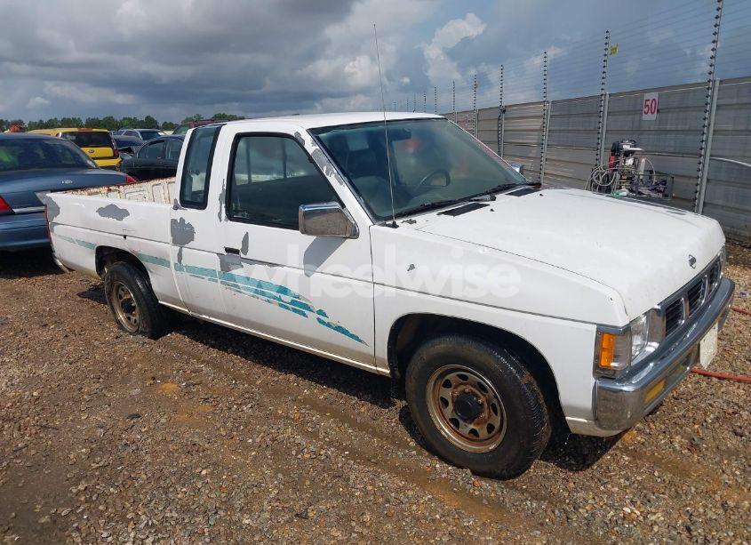 1995 Nissan Truck KING CAB XE (VIN 1N6SD16S6SC458927) main photo