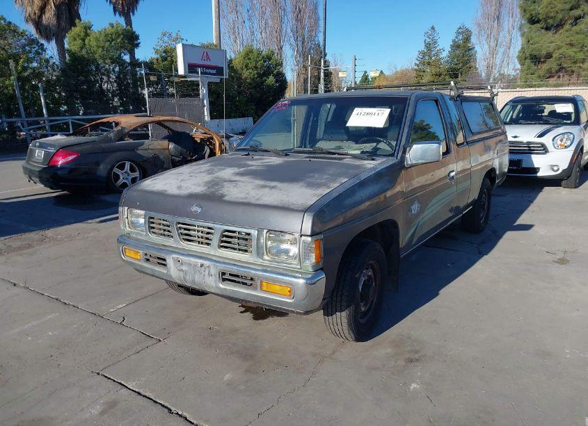 Photo 2 of 1995 Nissan Truck KING CAB XE (VIN 1N6SD16SXSC470286)