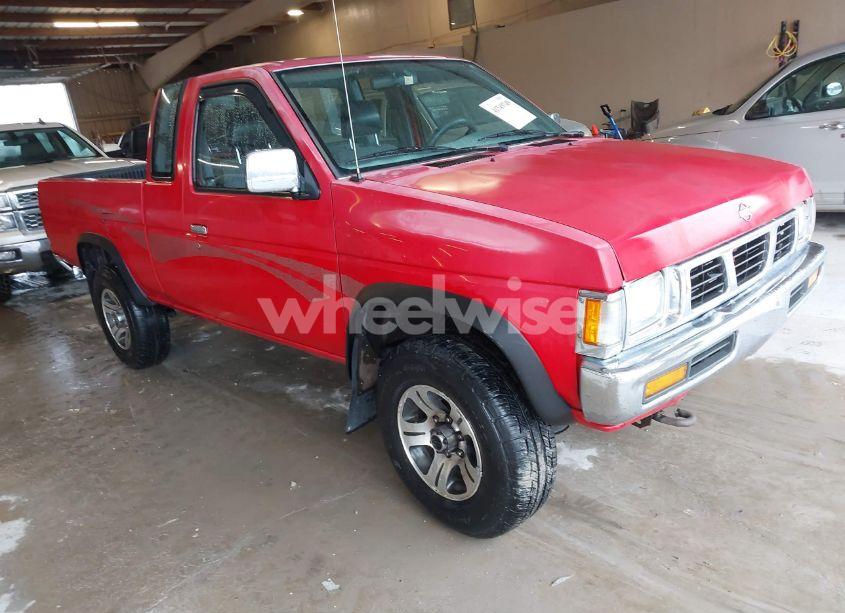 1996 Nissan Truck KING CAB SE/KING CAB XE (VIN 1N6SD16Y4TC342616) main photo