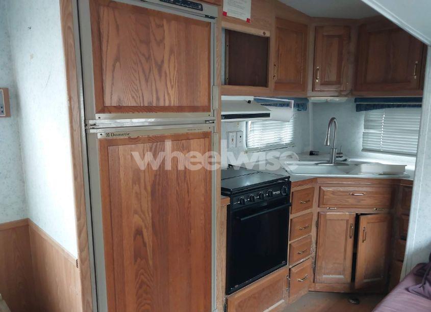 Photo 12 of 1994 American Trailer FIFTH WHEEL SERIES M (VIN 1N8RK3127R0032075)