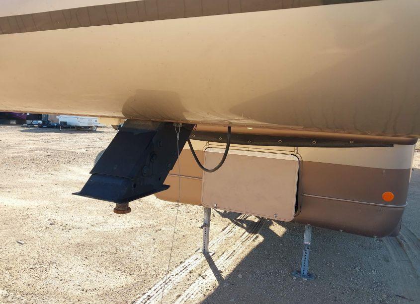 Photo 10 of 2003 Mountain Aire OTHER (VIN 1N8RL372830900824)