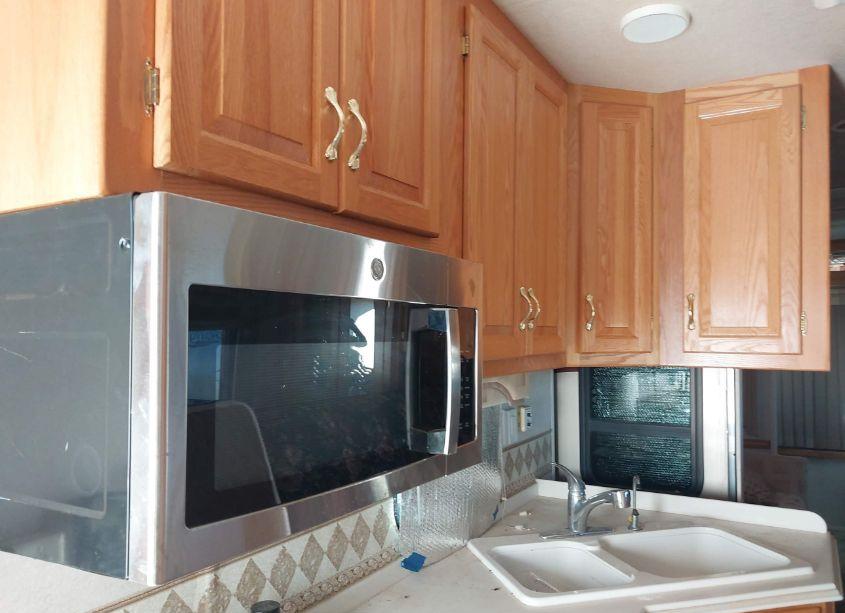 Photo 12 of 2003 Mountain Aire OTHER (VIN 1N8RL372830900824)