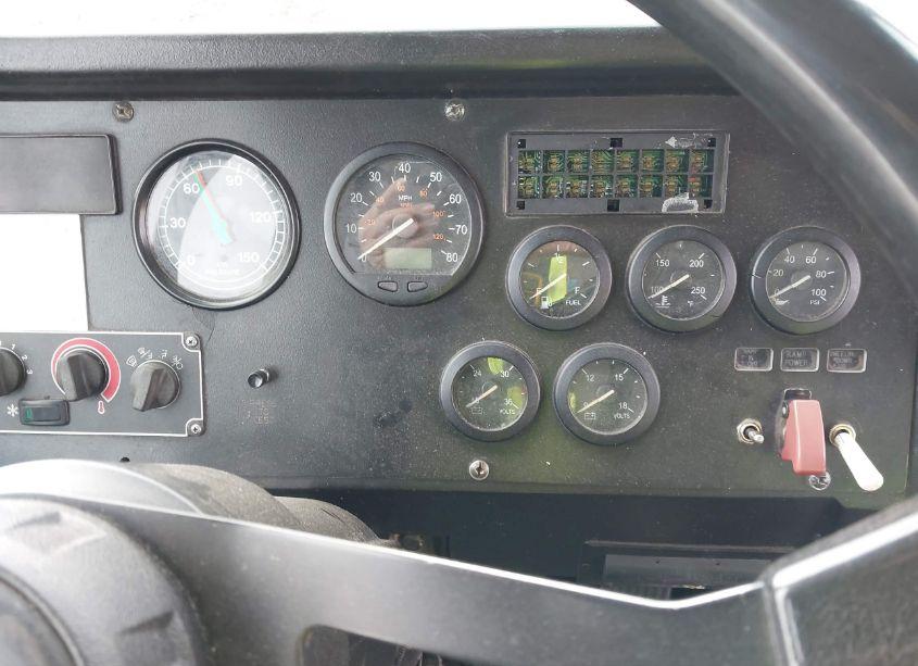 Photo 7 of 2009 El Dorado AXESS (VIN 1N9APALG19C084095)