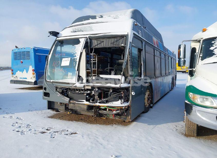 Photo 2 of 2017 El Dorado AXESS (VIN 1N9APALG4HC084199)