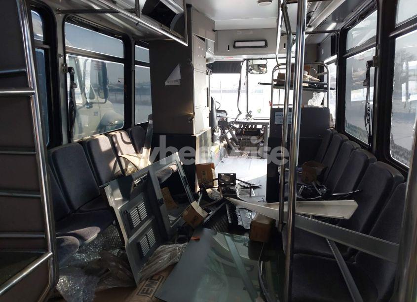 Photo 5 of 2017 El Dorado AXESS (VIN 1N9APALG4HC084199)