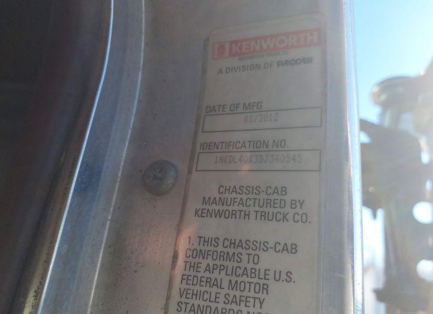 Photo 9 of 2013 Kenworth Construction T800 (VIN 1NKDL40X3DJ340545)