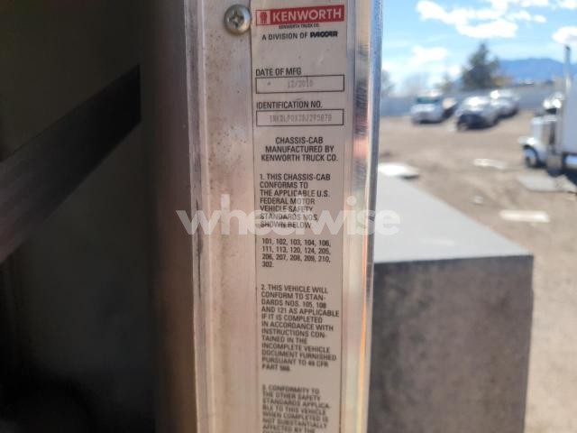 Photo 8 of 2011 KENWORTH T800 SERVICE TRUCK (VIN 1NKDLP0X3BJ295878)