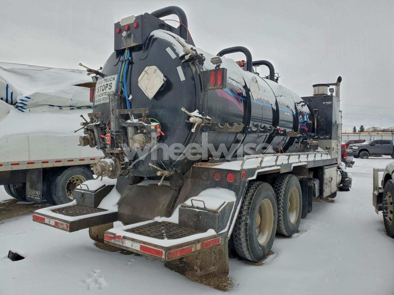 Photo 4 of 2007 KENWORTH CONSTRUCTION T800 (VIN 1NKDLU0X07R992898)