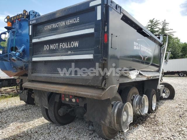 Photo 6 of 2016 KENWORTH CONSTRUCTION T800 (VIN 1NKDX4TX9GR495185)