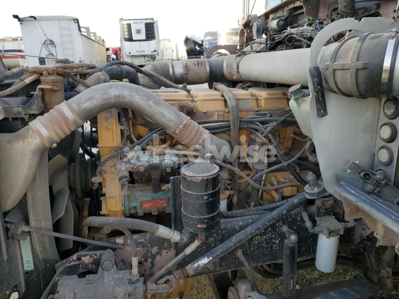 Photo 7 of 1996 KENWORTH T800 DUMP TRUCK (VIN 1NKDXBTX3TS728078)