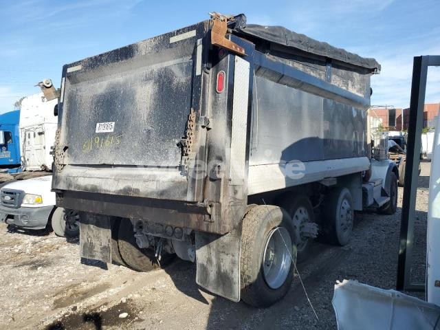 Photo 8 of 2019 KENWORTH T800 DUMP TRUCK (VIN 1NKDXP0XXKJ289127)