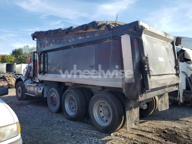 Photo 9 of 2019 KENWORTH T800 DUMP TRUCK (VIN 1NKDXP0XXKJ289127)