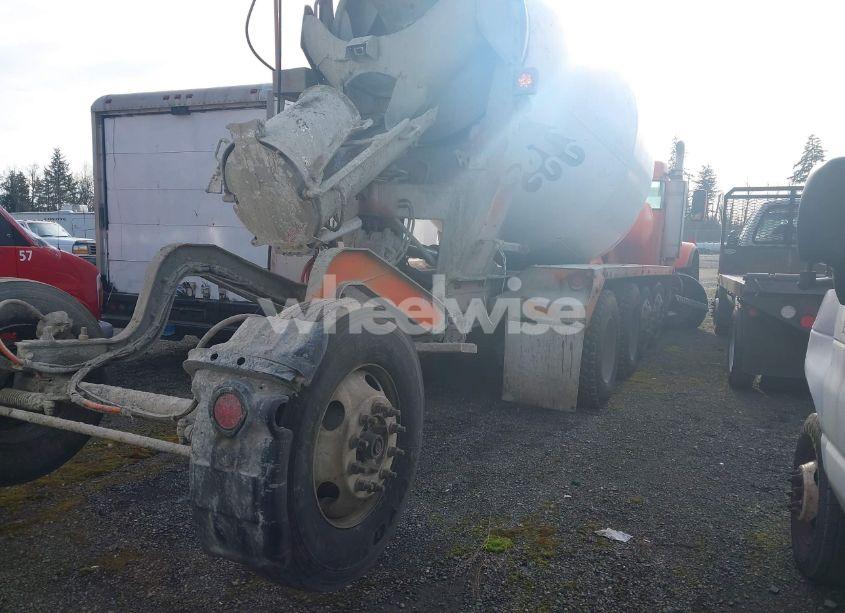 Photo 4 of 2007 Kenworth W900 W900 (VIN 1NKWL00X97R184485)