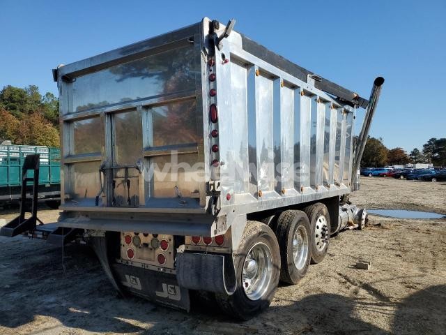 Photo 4 of 2005 KENWORTH CONSTRUCTION W900 (VIN 1NKWXBEX25J104321)