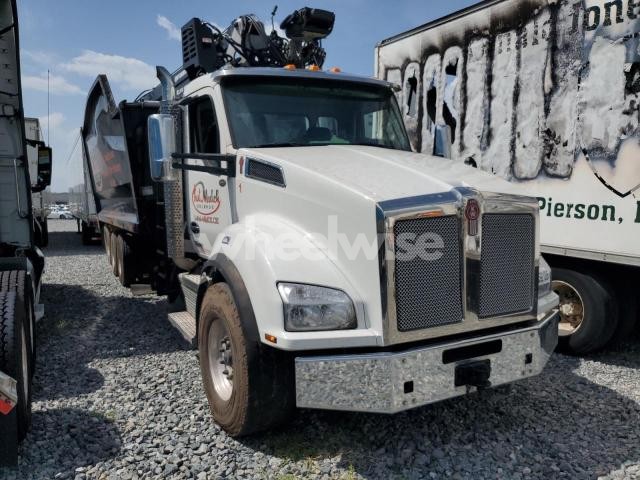 2024 KENWORTH T880 GRAPPLE CRANE TRUCK (VIN 1NKZL40X3RJ348576) main photo