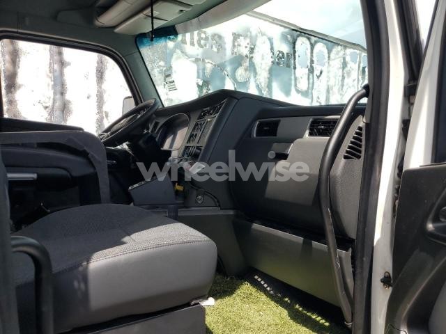 Photo 10 of 2024 KENWORTH T880 GRAPPLE CRANE TRUCK (VIN 1NKZL40X3RJ348576)