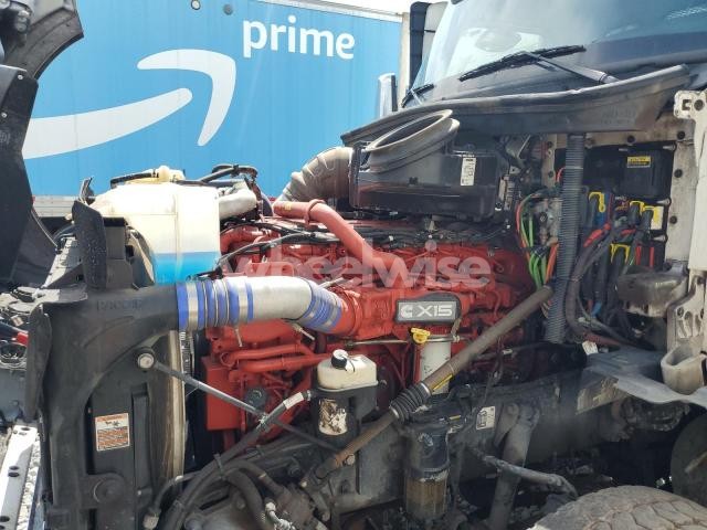 Photo 2 of 2024 KENWORTH T880 GRAPPLE CRANE TRUCK (VIN 1NKZL40X3RJ348576)