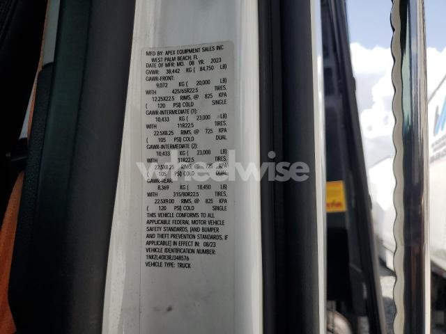 Photo 3 of 2024 KENWORTH T880 GRAPPLE CRANE TRUCK (VIN 1NKZL40X3RJ348576)