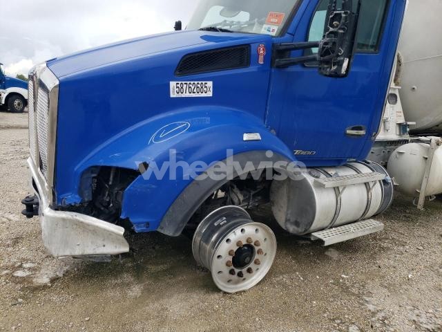 Photo 5 of 2022 KENWORTH T880 READY MIX TRUCK (VIN 1NKZLK0X8NJ487116)