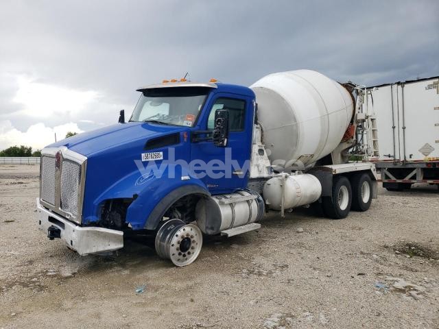 Photo 9 of 2022 KENWORTH T880 READY MIX TRUCK (VIN 1NKZLK0X8NJ487116)