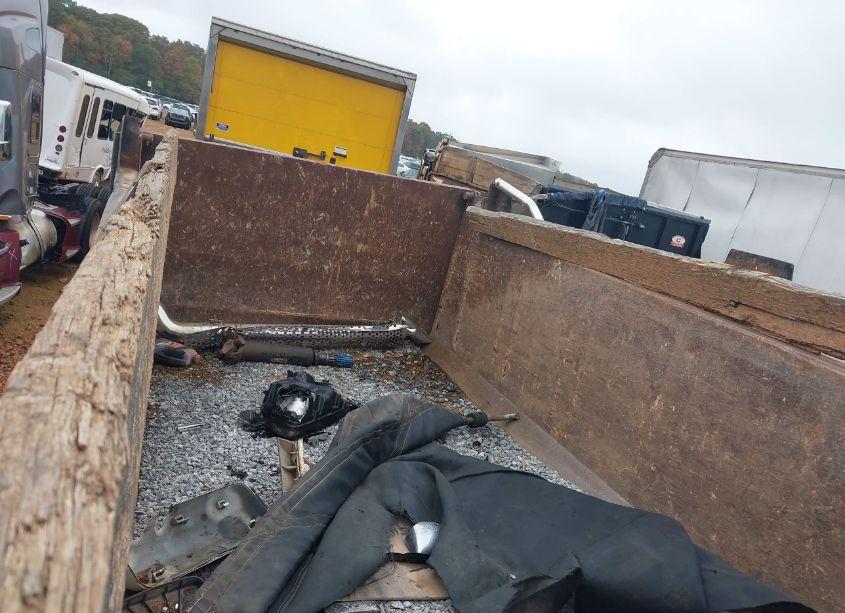 Photo 8 of 2016 Kenworth Construction T880 (VIN 1NKZLP0X8GJ118739)