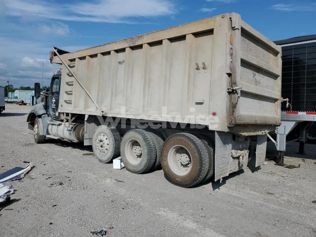 Photo 8 of 2020 KENWORTH T880 DUMP TRUCK (VIN 1NKZX4EX9LJ404847)