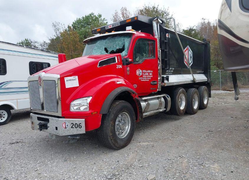 Photo 2 of 2025 Kenworth Construction T880 (VIN 1NKZX4TX8SJ120756)