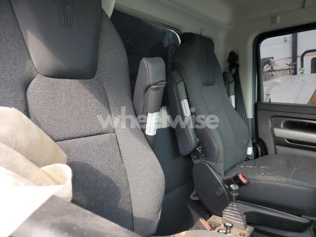 2026 KENWORTH T880 DUMP TRUCK (VIN 1NKZX4TX9TJ157610) main photo