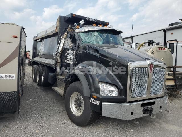 Photo 5 of 2026 KENWORTH T880 DUMP TRUCK (VIN 1NKZX4TX9TJ157610)