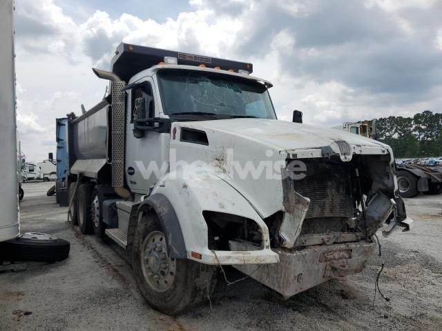 Photo 10 of 2023 KENWORTH T880 DUMP TRUCK (VIN 1NKZXPEX6PJ235443)