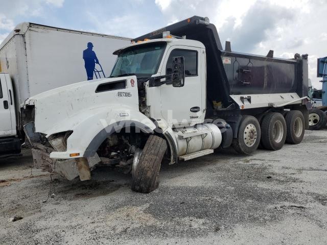 Photo 2 of 2023 KENWORTH T880 DUMP TRUCK (VIN 1NKZXPEX6PJ235443)