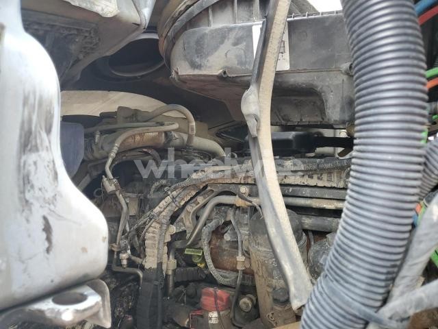 Photo 3 of 2023 KENWORTH T880 DUMP TRUCK (VIN 1NKZXPEX6PJ235443)