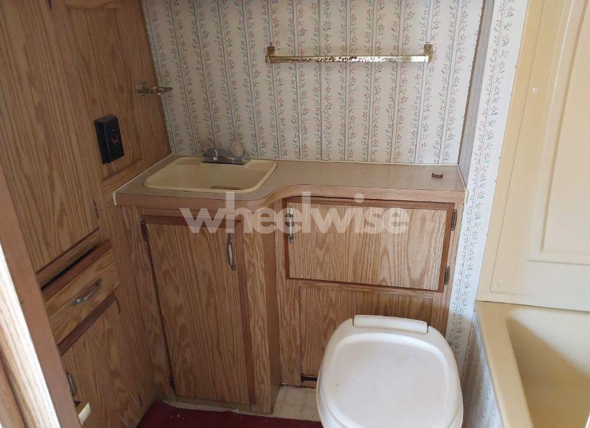 Photo 7 of 1990 Gulfstream Innsbruck (VIN 1NL10FL27L1004995)