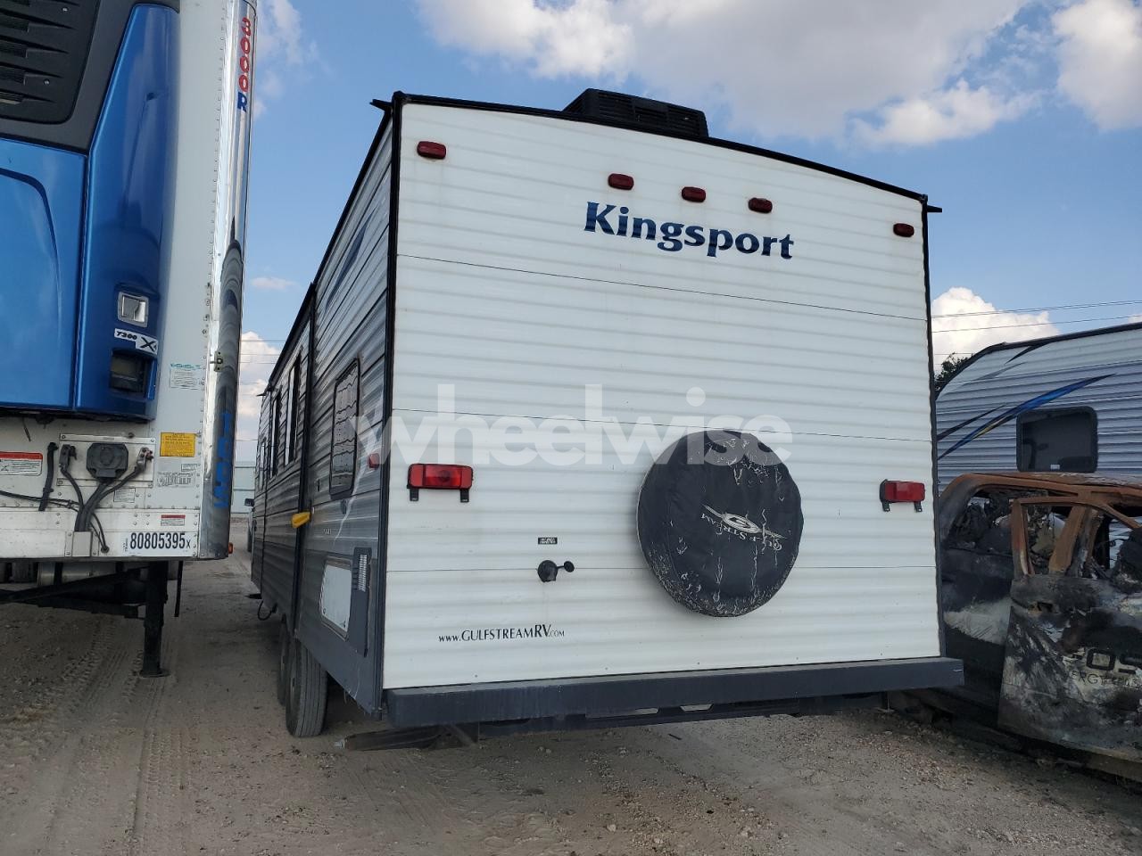 Photo 3 of 2018 GULF STREAM KINGSPORT (VIN 1NL1G3323J1129712)