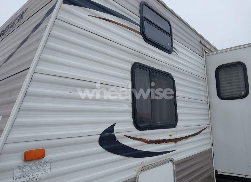 Photo 6 of 2013 Gulfstream Innsbruck (VIN 1NL1GTP27D1111163)