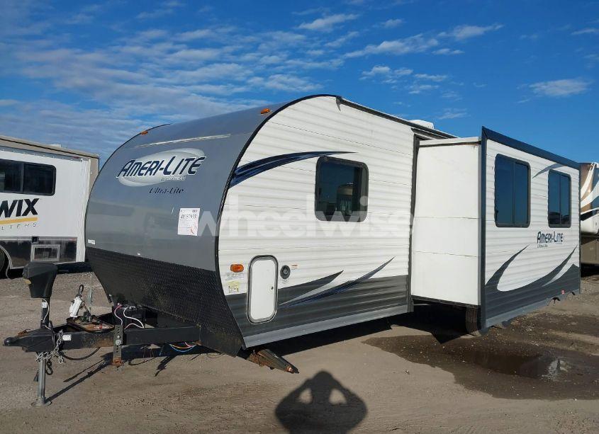 Photo 2 of 2017 Gulfstream Other (VIN 1NLIGTM20H1123858)