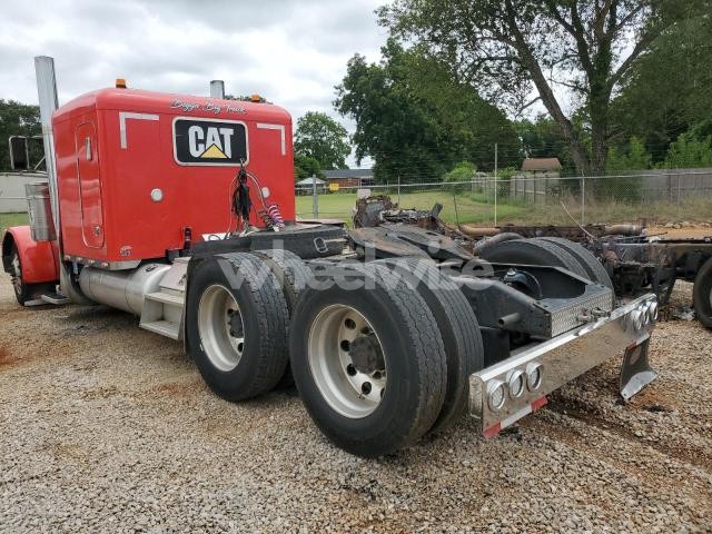 Photo 5 of 2000 PETERBILT 379 SEMI TRUCK (VIN 1NP5DB9X4YN468052)