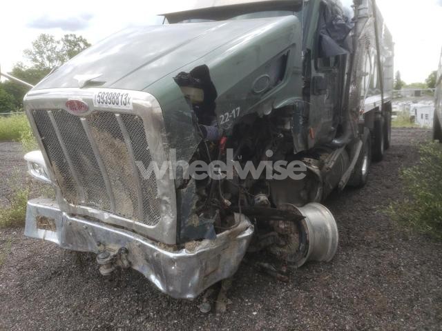 Photo 2 of 2022 PETERBILT 567 (VIN 1NPCLP0X2ND788475)