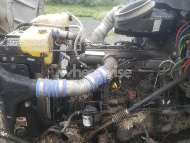 Photo 5 of 2022 PETERBILT 567 (VIN 1NPCLP0X2ND788475)